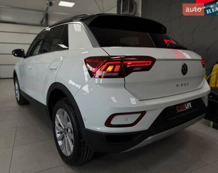 Фольксваген Ти-Рок 2024 в Тернополе на Automoto.ua Белый Фольксваген Ти-Рок, объемом двигателя 1.4 л и пробегом 5 тыс. км за 28300 $, фото 24 на Automoto.ua