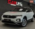 Фольксваген Ти-Рок 2024 в Тернополе на Automoto.ua Белый Фольксваген Ти-Рок, объемом двигателя 1.4 л и пробегом 5 тыс. км за 28300 $, фото 2 на Automoto.ua