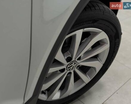 Фольксваген Ти-Рок 2024 в Тернополе на Automoto.ua Белый Фольксваген Ти-Рок, объемом двигателя 1.4 л и пробегом 5 тыс. км за 28300 $, фото 6 на Automoto.ua
