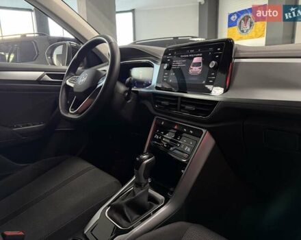 Фольксваген Ти-Рок 2024 в Тернополе на Automoto.ua Белый Фольксваген Ти-Рок, объемом двигателя 1.4 л и пробегом 5 тыс. км за 28300 $, фото 44 на Automoto.ua