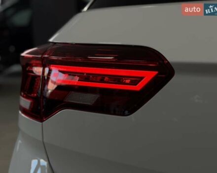 Фольксваген Ти-Рок 2024 в Тернополе на Automoto.ua Белый Фольксваген Ти-Рок, объемом двигателя 1.4 л и пробегом 5 тыс. км за 28300 $, фото 17 на Automoto.ua