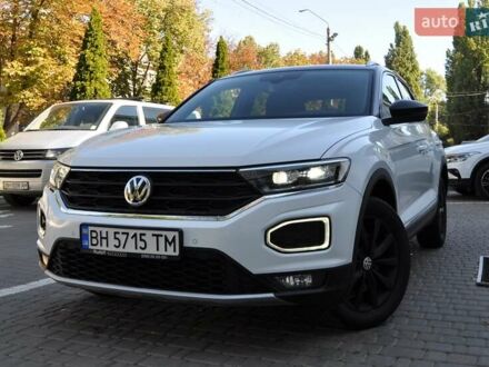Белый Фольксваген Ти-Рок, объемом двигателя 1.5 л и пробегом 96 тыс. км за 22900 $, фото 1 на Automoto.ua