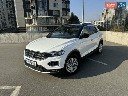 Фольксваген Ті-Рок 2021 у Києві на Automoto.ua Білий Фольксваген Ті-Рок, об'ємом двигуна 1.5 л та пробігом 50 тис. км за 23500 $, фото 1 на Automoto.ua