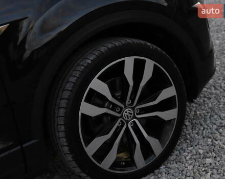 Черный Фольксваген Ти-Рок, объемом двигателя 1.97 л и пробегом 110 тыс. км за 24899 $, фото 26 на Automoto.ua