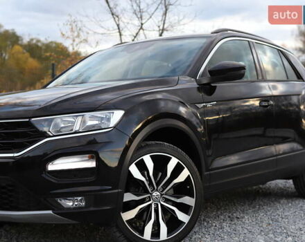 Черный Фольксваген Ти-Рок, объемом двигателя 1.97 л и пробегом 110 тыс. км за 24899 $, фото 33 на Automoto.ua