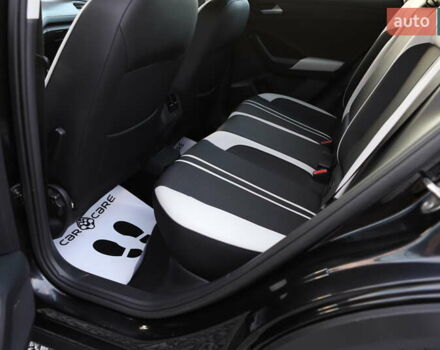 Черный Фольксваген Ти-Рок, объемом двигателя 1.97 л и пробегом 110 тыс. км за 24899 $, фото 67 на Automoto.ua