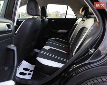 Черный Фольксваген Ти-Рок, объемом двигателя 1.97 л и пробегом 110 тыс. км за 24899 $, фото 73 на Automoto.ua