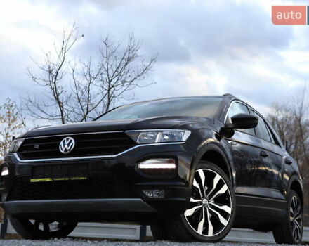 Черный Фольксваген Ти-Рок, объемом двигателя 1.97 л и пробегом 110 тыс. км за 24899 $, фото 39 на Automoto.ua