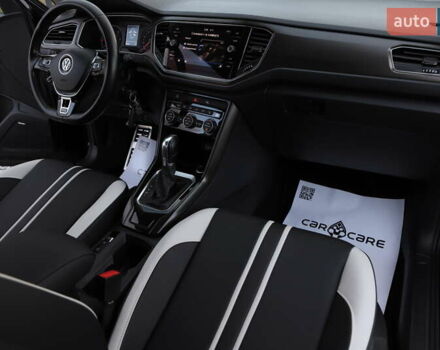 Черный Фольксваген Ти-Рок, объемом двигателя 1.97 л и пробегом 110 тыс. км за 24899 $, фото 58 на Automoto.ua