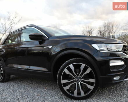 Черный Фольксваген Ти-Рок, объемом двигателя 1.97 л и пробегом 110 тыс. км за 24899 $, фото 19 на Automoto.ua