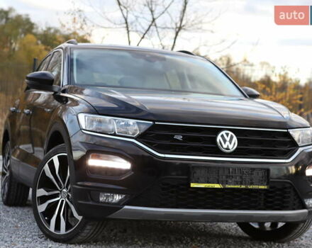 Черный Фольксваген Ти-Рок, объемом двигателя 1.97 л и пробегом 110 тыс. км за 24899 $, фото 4 на Automoto.ua