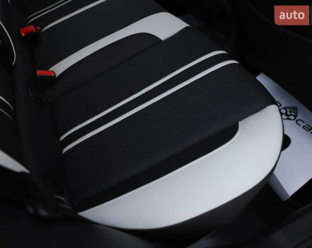 Черный Фольксваген Ти-Рок, объемом двигателя 1.97 л и пробегом 110 тыс. км за 24899 $, фото 62 на Automoto.ua