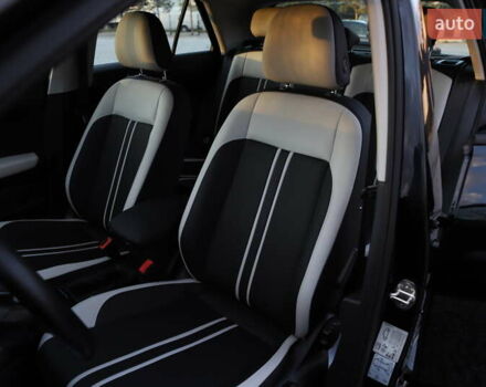 Черный Фольксваген Ти-Рок, объемом двигателя 1.97 л и пробегом 110 тыс. км за 24899 $, фото 77 на Automoto.ua