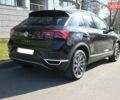 Черный Фольксваген Ти-Рок, объемом двигателя 1.5 л и пробегом 90 тыс. км за 24000 $, фото 3 на Automoto.ua