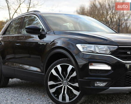 Черный Фольксваген Ти-Рок, объемом двигателя 1.97 л и пробегом 110 тыс. км за 24899 $, фото 12 на Automoto.ua
