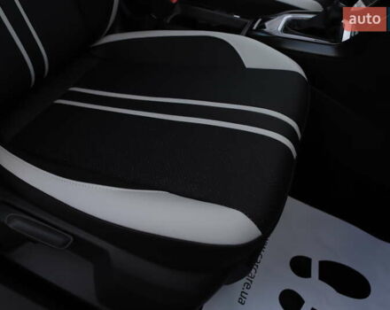 Черный Фольксваген Ти-Рок, объемом двигателя 1.97 л и пробегом 110 тыс. км за 24899 $, фото 56 на Automoto.ua