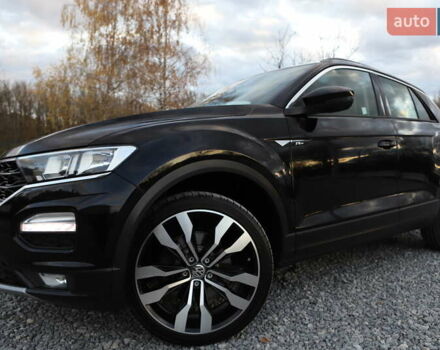 Черный Фольксваген Ти-Рок, объемом двигателя 1.97 л и пробегом 110 тыс. км за 24899 $, фото 35 на Automoto.ua