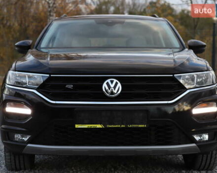 Черный Фольксваген Ти-Рок, объемом двигателя 1.97 л и пробегом 110 тыс. км за 24899 $, фото 8 на Automoto.ua