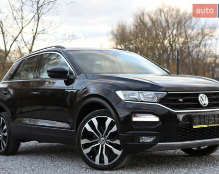 Черный Фольксваген Ти-Рок, объемом двигателя 1.97 л и пробегом 110 тыс. км за 24899 $, фото 1 на Automoto.ua
