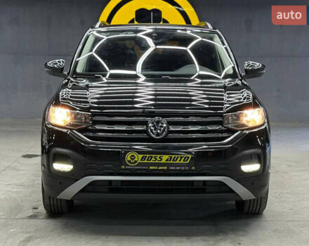 Фольксваген Ти-Рок 2020 в Черновцах на Automoto.ua Черный Фольксваген Ти-Рок, объемом двигателя 1.6 л и пробегом 200 тыс. км за 20700 $, фото 1 на Automoto.ua