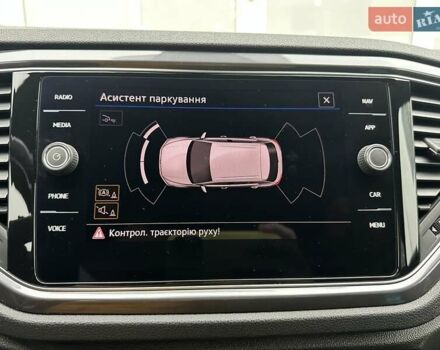 Чорний Фольксваген Ті-Рок, об'ємом двигуна 1.5 л та пробігом 98 тис. км за 23900 $, фото 23 на Automoto.ua