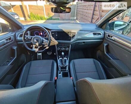 Черный Фольксваген Ти-Рок, объемом двигателя 1.5 л и пробегом 58 тыс. км за 26000 $, фото 6 на Automoto.ua