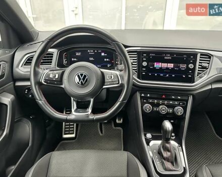 Чорний Фольксваген Ті-Рок, об'ємом двигуна 1.5 л та пробігом 98 тис. км за 23900 $, фото 12 на Automoto.ua