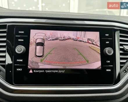 Чорний Фольксваген Ті-Рок, об'ємом двигуна 1.5 л та пробігом 98 тис. км за 23900 $, фото 21 на Automoto.ua