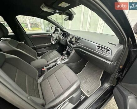 Чорний Фольксваген Ті-Рок, об'ємом двигуна 1.5 л та пробігом 98 тис. км за 23900 $, фото 8 на Automoto.ua