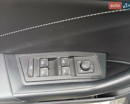 Черный Фольксваген Ти-Рок, объемом двигателя 1.4 л и пробегом 11 тыс. км за 30200 $, фото 10 на Automoto.ua