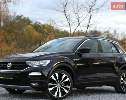 Черный Фольксваген Ти-Рок, объемом двигателя 1.97 л и пробегом 110 тыс. км за 24899 $, фото 1 на Automoto.ua