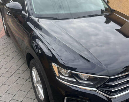 Черный Фольксваген Ти-Рок, объемом двигателя 1.5 л и пробегом 70 тыс. км за 20700 $, фото 1 на Automoto.ua