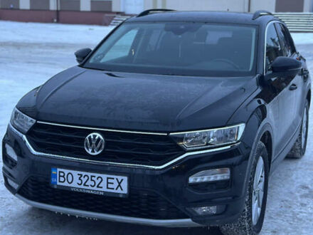 Черный Фольксваген Ти-Рок, объемом двигателя 2 л и пробегом 160 тыс. км за 22500 $, фото 1 на Automoto.ua