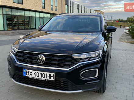 Фольксваген Ти-Рок 2021 в Староконстантинов на Automoto.ua Черный Фольксваген Ти-Рок, объемом двигателя 1.5 л и пробегом 35 тыс. км за 25500 $, фото 1 на Automoto.ua