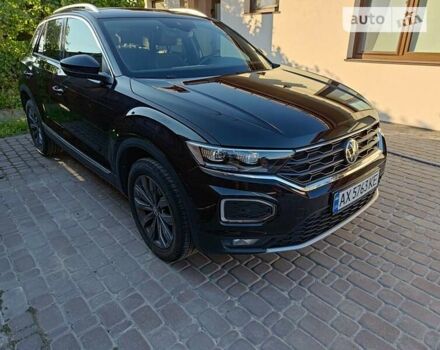 Черный Фольксваген Ти-Рок, объемом двигателя 1.5 л и пробегом 58 тыс. км за 26000 $, фото 1 на Automoto.ua