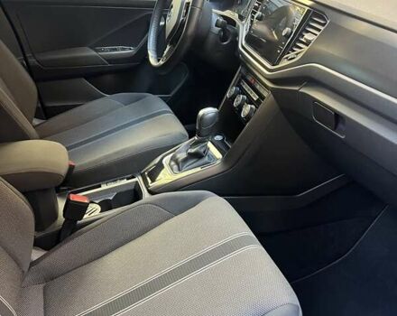 Коричневый Фольксваген Ти-Рок, объемом двигателя 1.5 л и пробегом 53 тыс. км за 23000 $, фото 11 на Automoto.ua