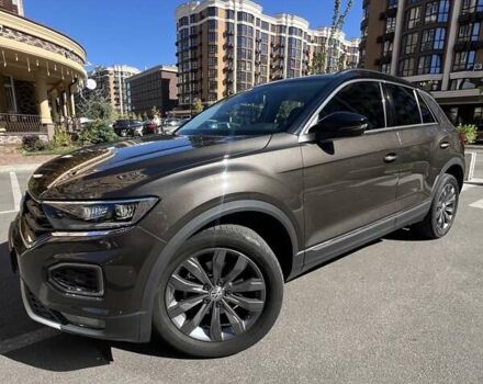 Коричневый Фольксваген Ти-Рок, объемом двигателя 1.5 л и пробегом 53 тыс. км за 23000 $, фото 4 на Automoto.ua