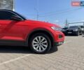 Красный Фольксваген Ти-Рок, объемом двигателя 1.5 л и пробегом 140 тыс. км за 20800 $, фото 3 на Automoto.ua
