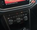 Красный Фольксваген Ти-Рок, объемом двигателя 1.5 л и пробегом 140 тыс. км за 20800 $, фото 10 на Automoto.ua