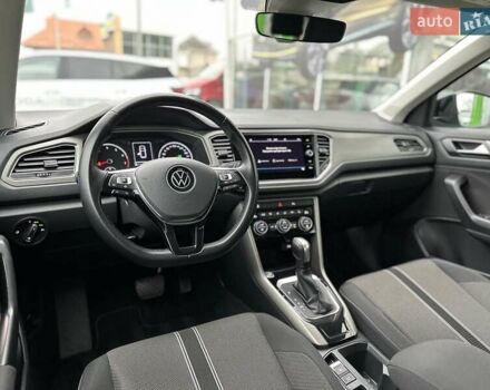 Фольксваген Ти-Рок, объемом двигателя 1.5 л и пробегом 89 тыс. км за 23200 $, фото 14 на Automoto.ua