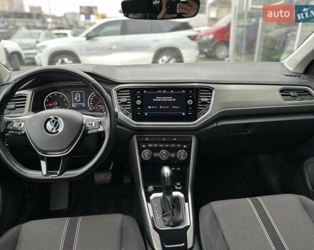 Фольксваген Ти-Рок, объемом двигателя 1.5 л и пробегом 89 тыс. км за 23200 $, фото 15 на Automoto.ua