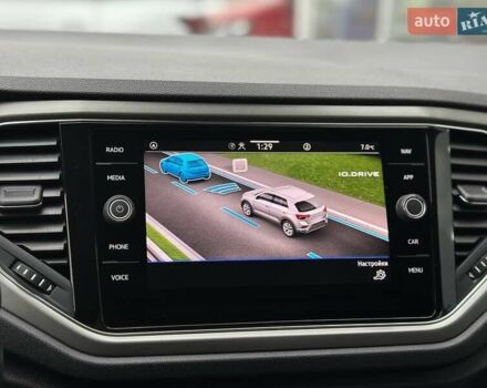 Фольксваген Ти-Рок, объемом двигателя 1.5 л и пробегом 89 тыс. км за 23200 $, фото 27 на Automoto.ua