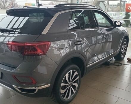 Фольксваген Ти-Рок, объемом двигателя 1.4 л и пробегом 0 тыс. км за 31500 $, фото 4 на Automoto.ua