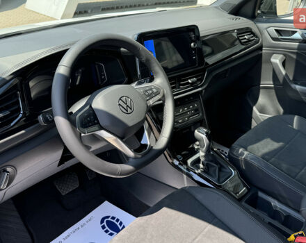 Фольксваген Ті-Рок, об'ємом двигуна 1.4 л та пробігом 0 тис. км за 32130 $, фото 23 на Automoto.ua