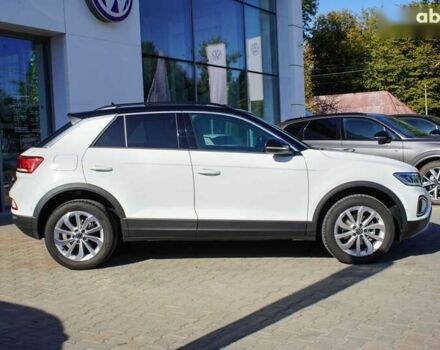 Фольксваген Ті-Рок, об'ємом двигуна 1.4 л та пробігом 8 тис. км за 28920 $, фото 9 на Automoto.ua