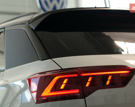 Фольксваген Ті-Рок, об'ємом двигуна 1.4 л та пробігом 0 тис. км за 31666 $, фото 16 на Automoto.ua