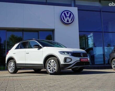 Фольксваген Ті-Рок, об'ємом двигуна 1.4 л та пробігом 8 тис. км за 28920 $, фото 10 на Automoto.ua