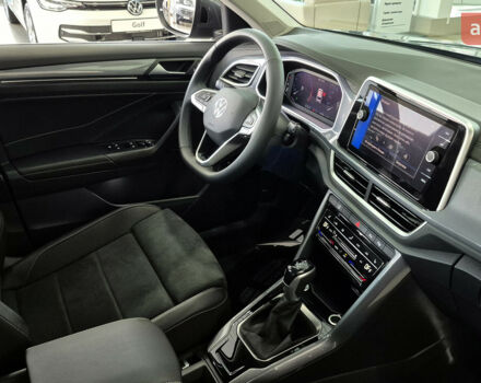 купить новое авто Фольксваген Ти-Рок 2025 года от официального дилера Автодім Атлант на Вацлава Гавела Фольксваген фото