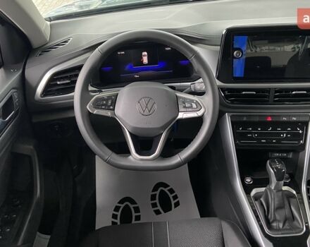 Фольксваген Ти-Рок, объемом двигателя 1.4 л и пробегом 0 тыс. км за 30416 $, фото 4 на Automoto.ua