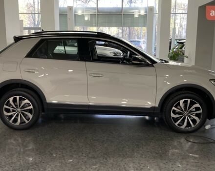 купить новое авто Фольксваген Ти-Рок 2025 года от официального дилера Автодім Атлант на Вацлава Гавела Фольксваген фото